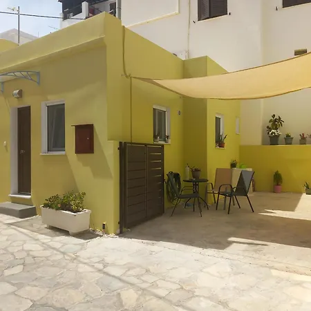 Nisos Suite Ermoupoli Exterior photo